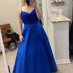 Prom dress